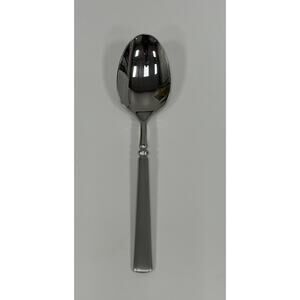Oneida Easton Satin Place Spoon. KT117